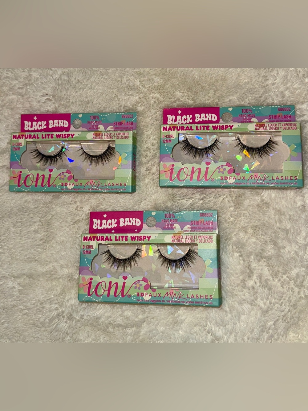 Black Band Ioni Natural Lite Wispy False Lashes - Pink/Teal Packaging
